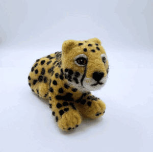 Cheetah 'Felti' - Peruvian handmade felted animals